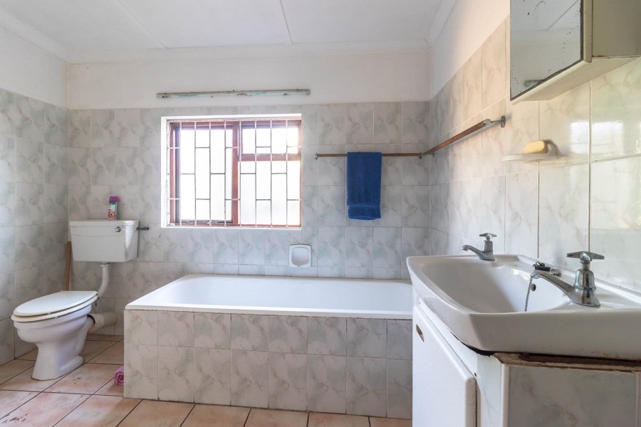 3 Bedroom Property for Sale in Boknesstrand Eastern Cape